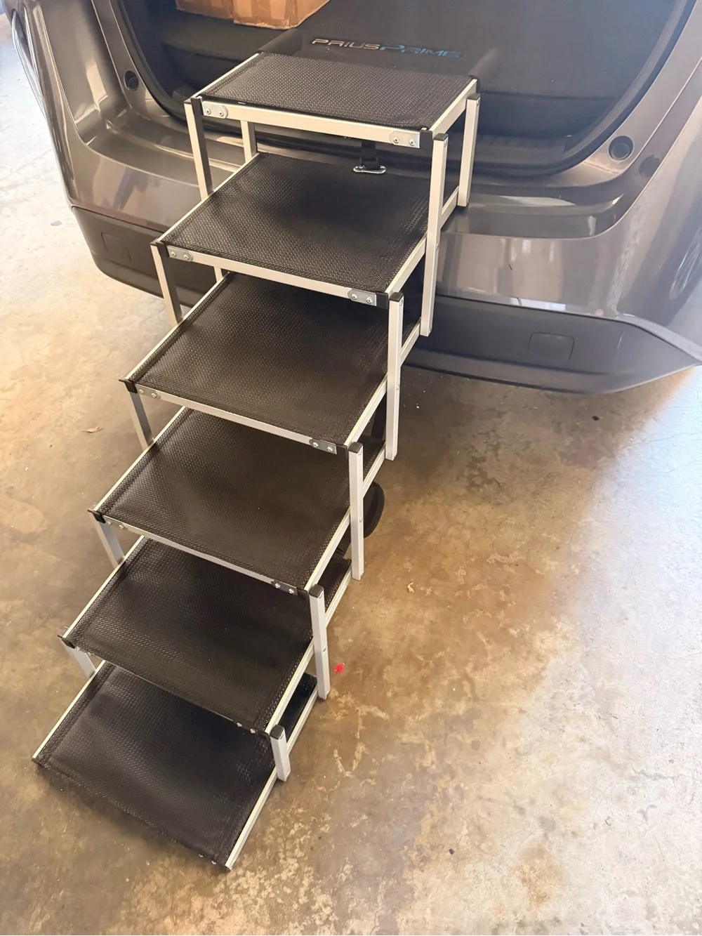 Foldable 5-Step Dog Ramp with Non-Slip Black Steps